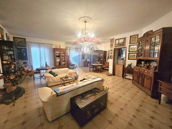 Appartamento Melito di Napoli, NA Vendita