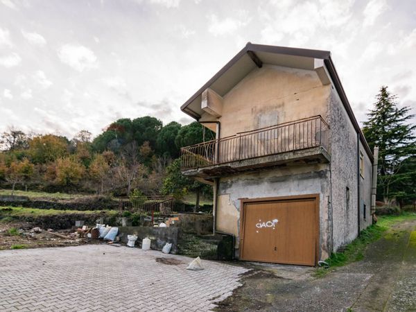 Villa singola Trecastagni, CT Vendita