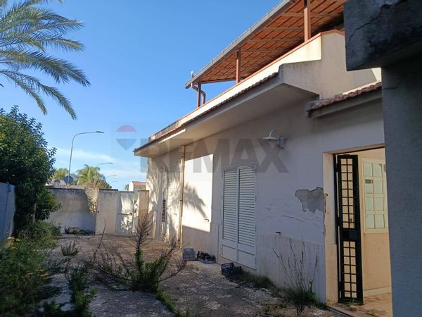 Villa singola Comiso, RG Vendita