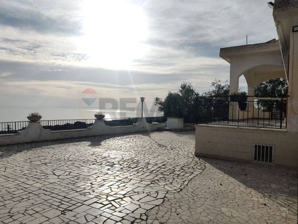 Villa singola Mattinata, FG Vendita