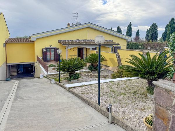 Villa o villino Frattocchie, Marino, RM Vendita