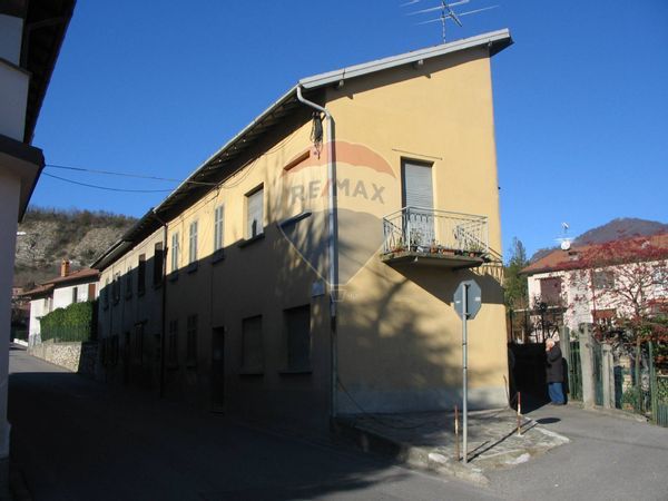 Porzione di casa Caravate, VA Vendita