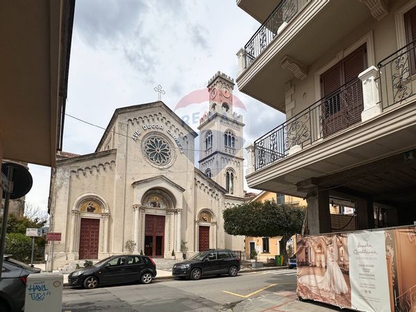 Locale Commerciale Santa Teresa di Riva, ME Affitto - Foto 3