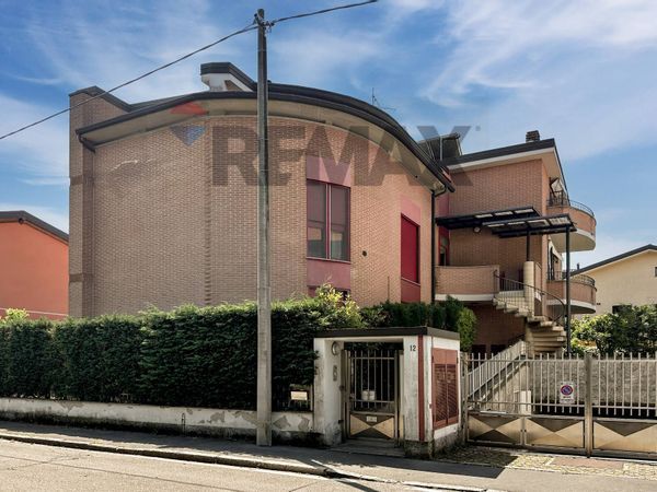 Appartamento Zona Cologno Centro, Cologno Monzese, MI Vendita