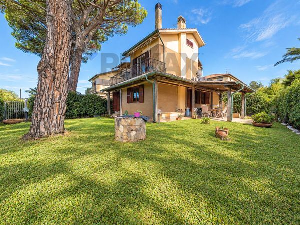 Villa o villino Santa Severa, Santa Marinella, RM Vendita