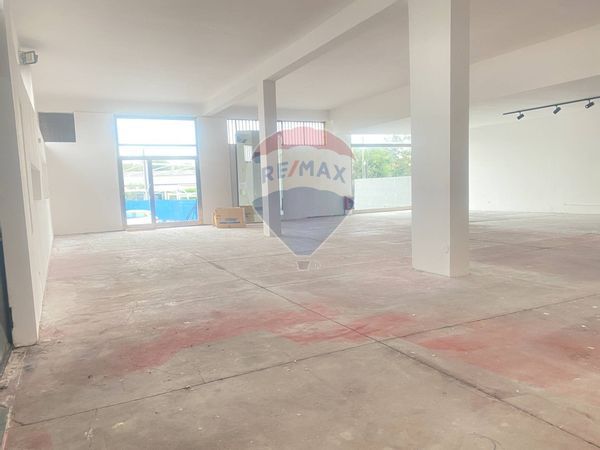 Locale Commerciale Carruba, Catania, CT Affitto