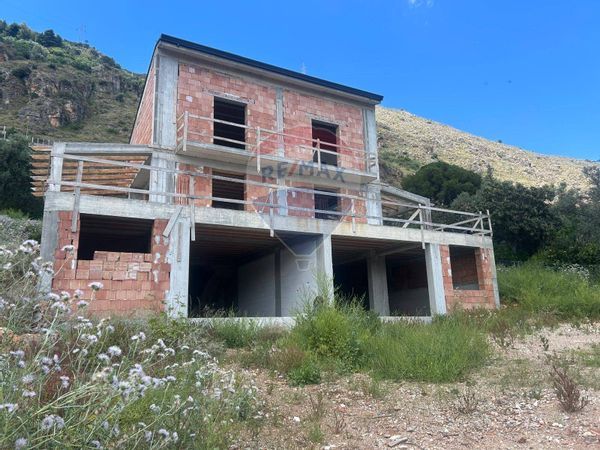 Villetta bifamiliare Monreale, PA Vendita