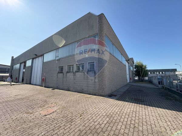 Capannone Industriale Lainate, MI Affitto