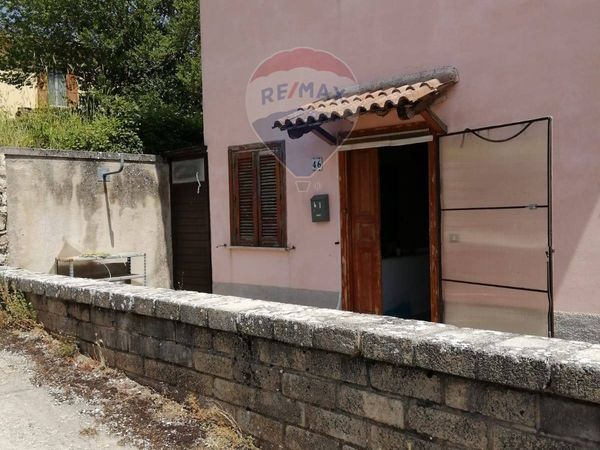 Casa Indipendente Cascia, PG Vendita