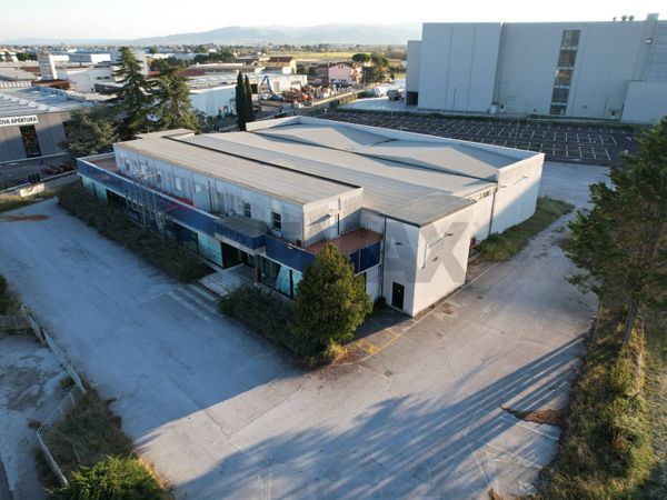 Locale Commerciale Ospedalicchio, Bastia Umbra, PG Affitto