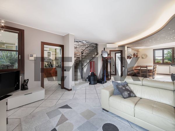 Duplex Agrate Brianza, MB Vendita