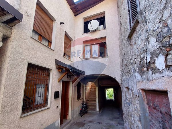 Porzione di casa Endine Gaiano, BG Vendita