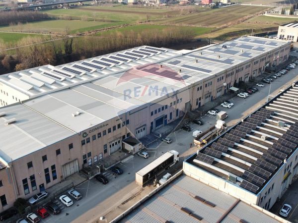 Capannone Industriale Gratacasolo, Pisogne, BS Vendita