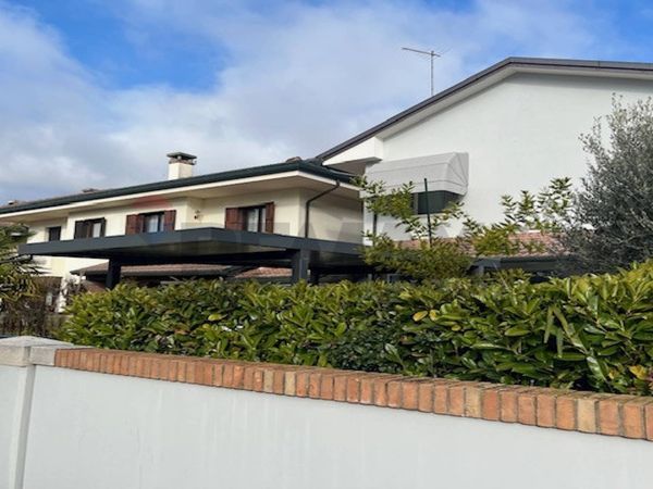 Villa a schiera Dosson di Casier, Casier, TV Vendita