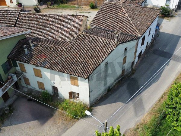 Casa Semindipendente Busseto, PR Vendita