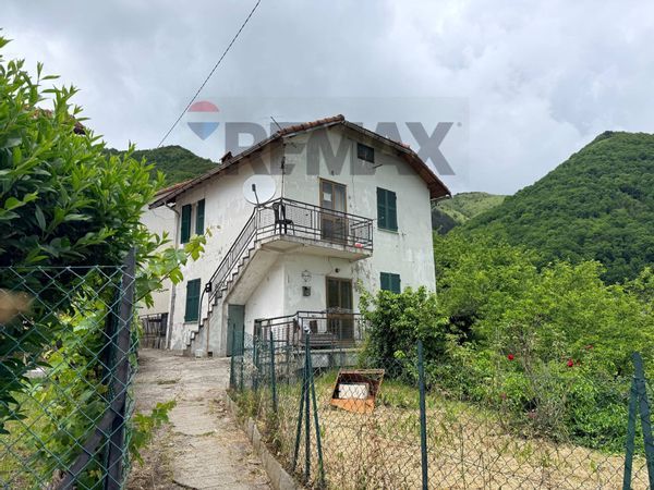 Appartamento Sella, Davagna, GE Vendita