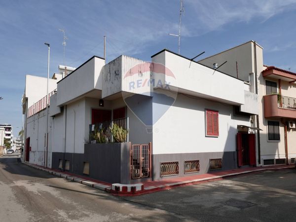 Casa Indipendente Modugno, BA Vendita