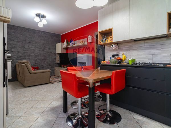 Appartamento Zona Centro, Rho, MI Vendita