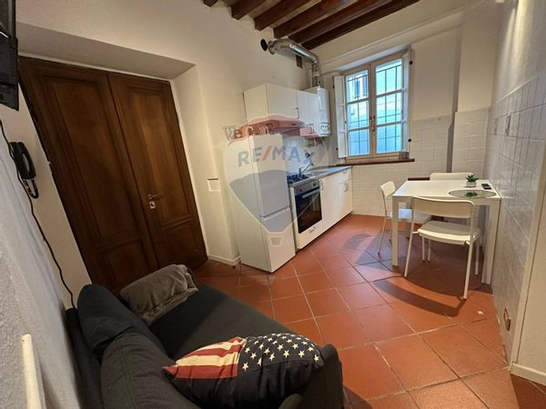 Appartamento Centro storico, Parma, PR Affitto