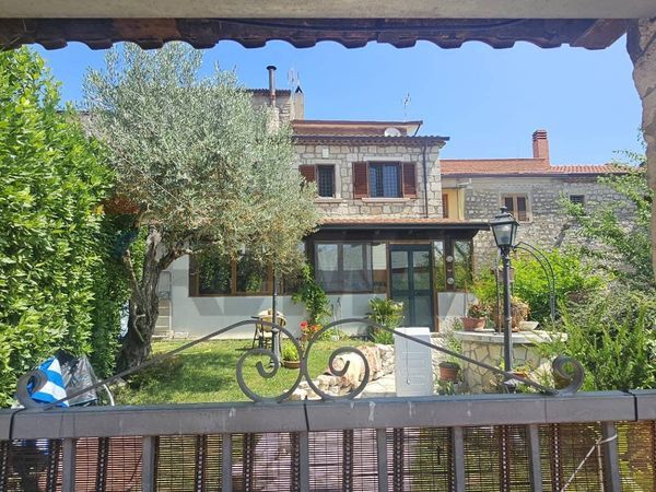 Casa Semindipendente Campolattaro, BN Vendita