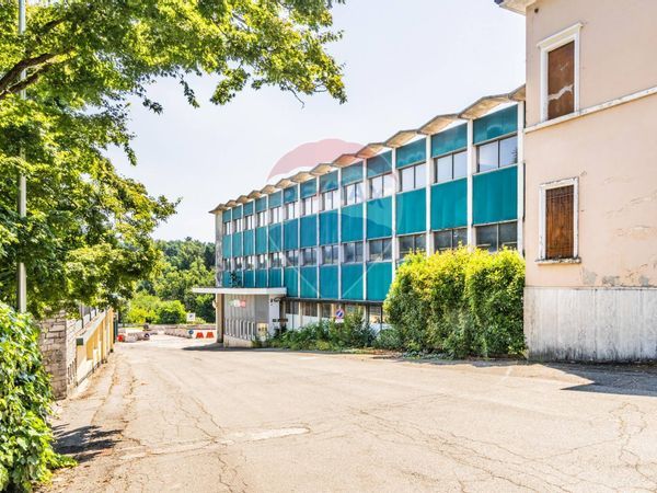 Capannone Industriale Cascina Colombera, Solbiate Arno, VA Vendita