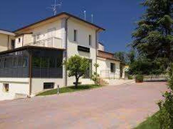 Albergo/Hotel Cerasolo, Coriano, RN Vendita