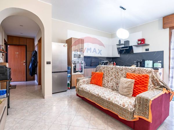 Appartamento Zona Semi-centro, Garbagnate Milanese, MI Vendita