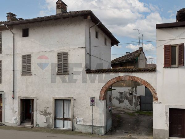 Casa Indipendente Villanova Monferrato, AL Vendita