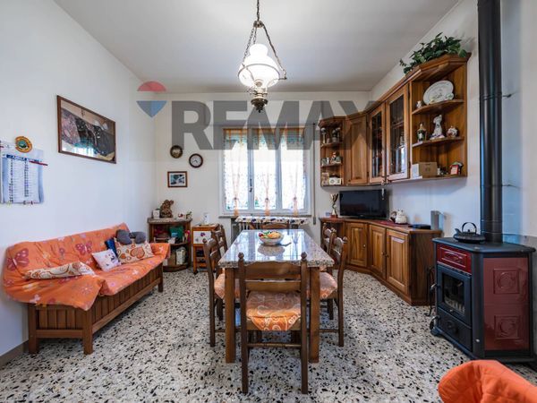 Casa Indipendente Bondeno, FE Vendita