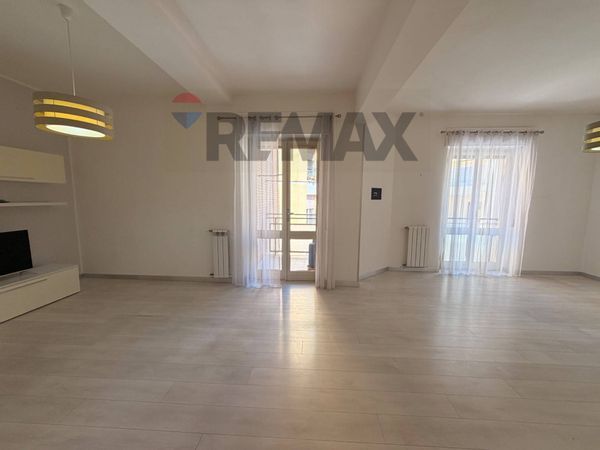 Appartamento Centro, Cagliari, CA Affitto - Foto 3