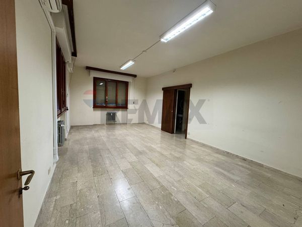 Ufficio Centrale, Pistoia, PT Vendita - Foto 3