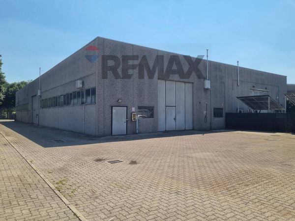 Capannone Industriale S. Edoardo, Busto Arsizio, VA Affitto
