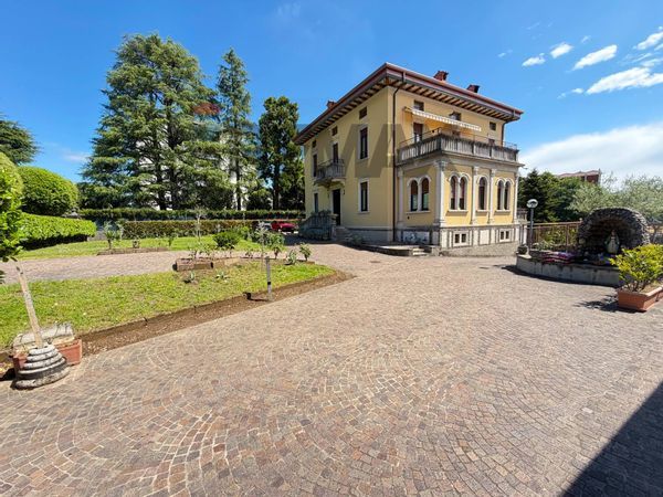 Villa singola Ponte San Pietro, BG Vendita