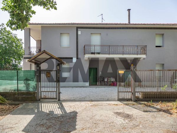 Casa Semindipendente Pianella, PE Vendita