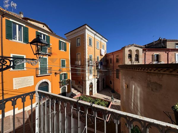Appartamento Centro storico, Campobasso, CB Vendita