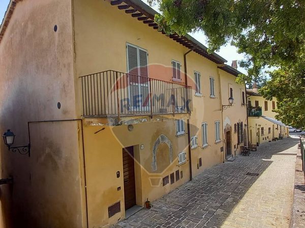 Appartamento Nocera Umbra, PG Vendita