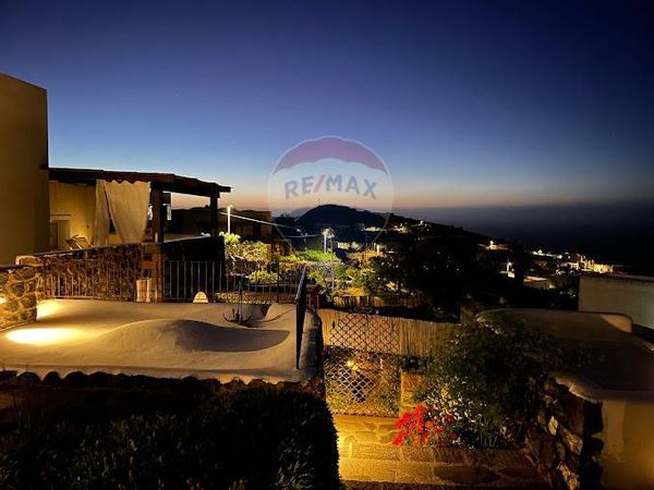 Villa singola Pantelleria, TP Vendita