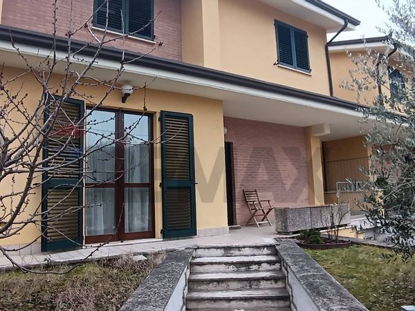 Villa singola Centro, Gualdo Tadino, PG Vendita - Foto 2