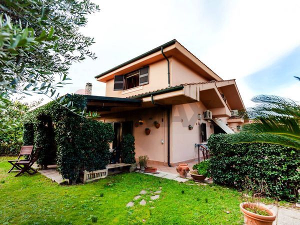 Porzione di villa Marco Simone, Guidonia Montecelio, RM Vendita - Foto 3