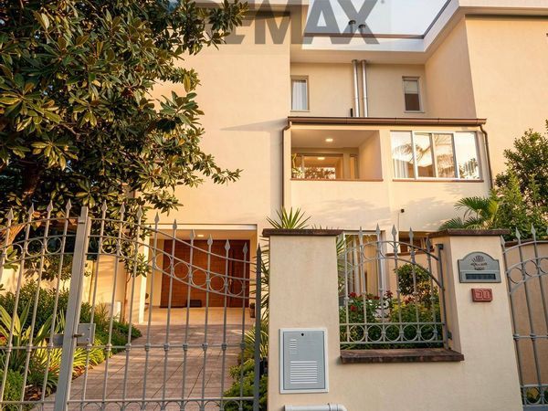 Casa Semindipendente Torre del Lago Puccini, Viareggio, LU Vendita
