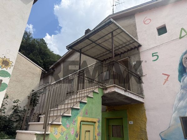 Casa Semindipendente Villa Scontrone, Scontrone, AQ Vendita