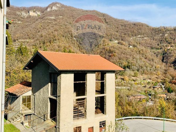 Rustico Sant'Omobono Terme, BG Vendita