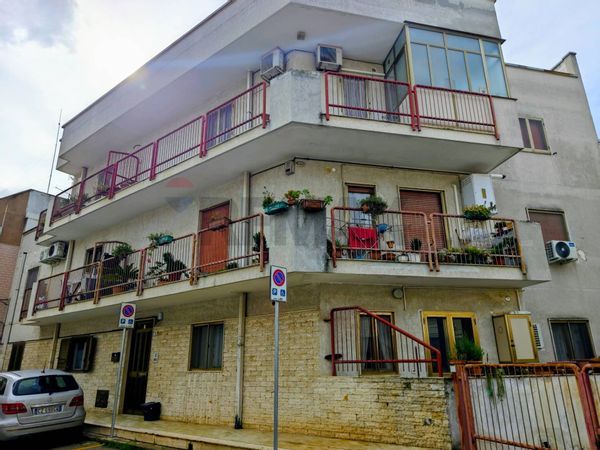 Appartamento Bitetto, BA Vendita