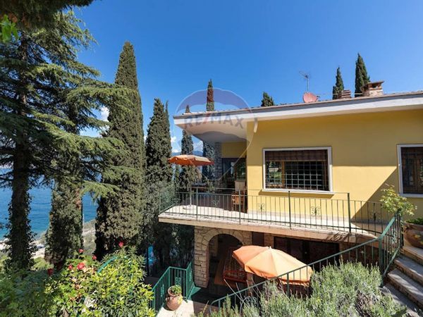 Attico/Mansarda Torri del Benaco, VR Vendita