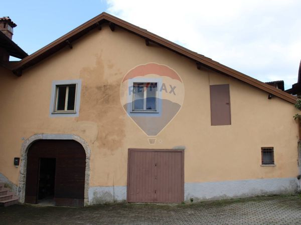 Porzione di casa Almenno San Bartolomeo, BG Vendita