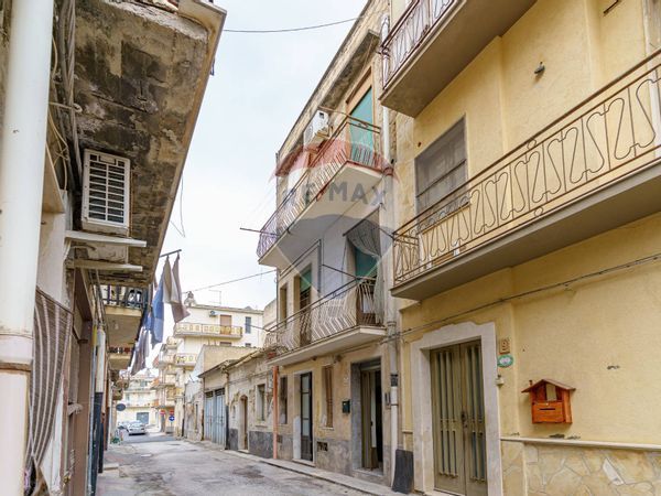 Casa Indipendente Carlentini, SR Vendita