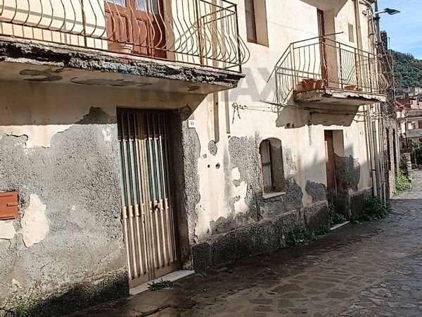 Casa Indipendente Pagliara, ME Vendita