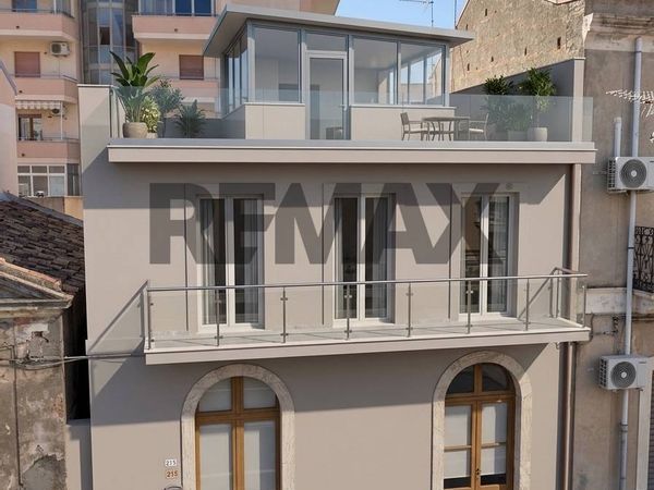 Casa Indipendente Nizza di Sicilia, ME Vendita