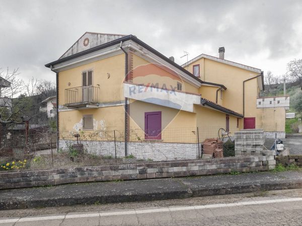 Casa Indipendente Penne, PE Vendita