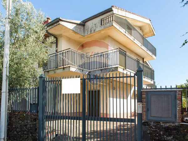 Villa singola Trecastagni, CT Vendita